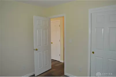 8496 Woodgrove Drive, Washington Twp, OH 45458 - Photo 12