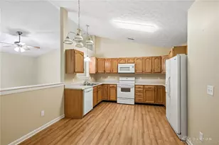 4093 Vitek Dr, Dayton, OH 45424 - Photo 6