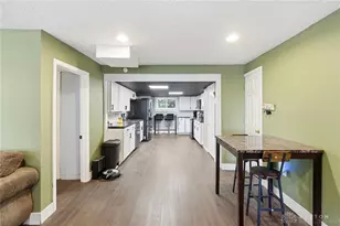 8946 Old Dayton Rd, Dayton, OH 45417 - Photo 12