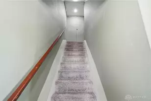 8946 Old Dayton Rd, Dayton, OH 45417 - Photo 20