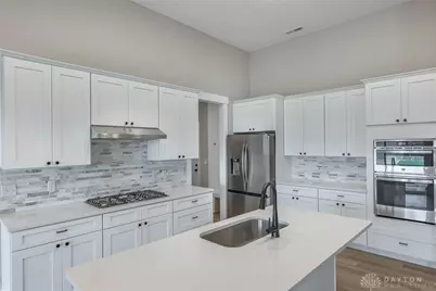 920 Wright Cycle Boulevard, Xenia, OH 45385 - Photo 12