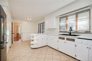 4252 Philadelphia Dr, Dayton, OH 45405 - Photo 8