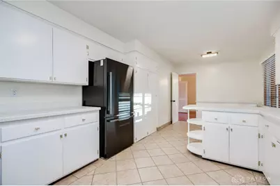 4252 Philadelphia Drive, Dayton, OH 45405 - Photo 10