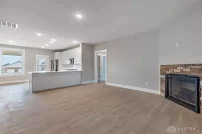 926 Wright Cycle Boulevard, Xenia, OH 45385 - Photo 2