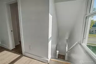 109 Brooklyn Ave, Dayton, OH 45417 - Photo 10