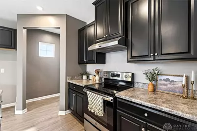 7368 Timber Wolf Drive, Carlisle, OH 45005 - Photo 14