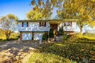 547 Lakengren Dr, Eaton, OH 45320 - Photo 2