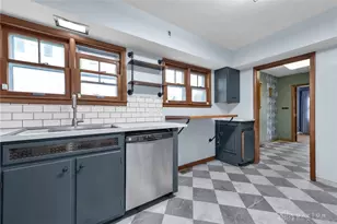 328 Washington Ave, Urbana, OH 43078 - Photo 10