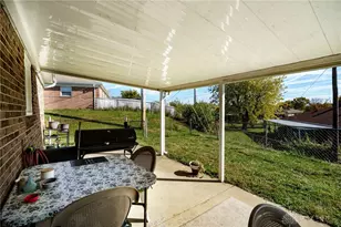 5400 Bromwick Dr, Dayton, OH 45426 - Photo 30