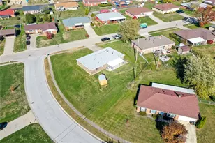 5400 Bromwick Dr, Dayton, OH 45426 - Photo 40