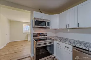 1806 Pinecrest Dr, Dayton, OH 45414 - Photo 12