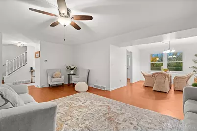 1087 Warren Drive, Wilmington, OH 45177 - Photo 8