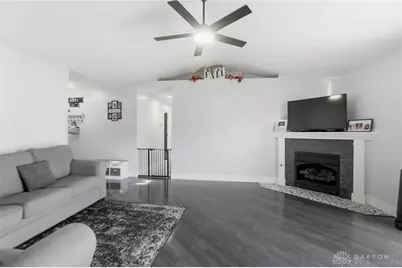 107 Marilyn Way, Brookville, OH 45309 - Photo 8