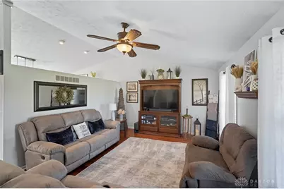 2558 Stoney Creek Street, Springfield, OH 45504 - Photo 14