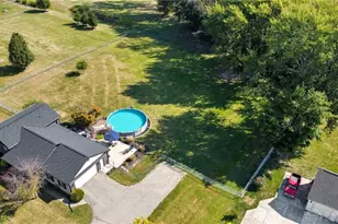 2558 Stoney Creek St, Springfield, OH 45504 - Photo 6