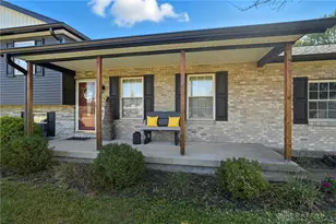 2558 Stoney Creek St, Springfield, OH 45504 - Photo 12