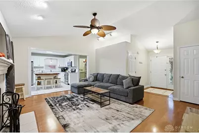 845 Village Green Parkway, Maineville, OH 45039 - Photo 6