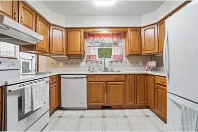 4541 Acreview Lane, Dayton, OH 45429 - Photo 14