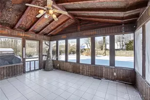 2750 Brantwood Ct, Butler Twp, OH 45414 - Photo 2