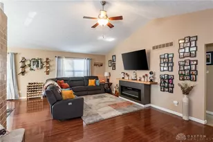 53 Hawkins Ct, Germantown, OH 45327 - Photo 6