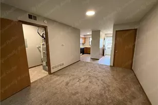 557 N Broad St, Fairborn, OH 45324 - Photo 6