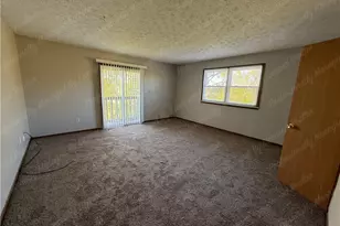 557 N Broad St, Fairborn, OH 45324 - Photo 16