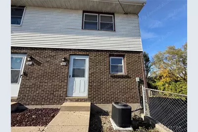 557 N Broad Street, Fairborn, OH 45324 - Photo 1