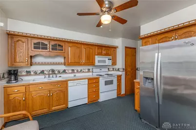 825 Covington Avenue, Piqua, OH 45356 - Photo 24