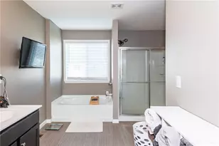 7026 Honeylocust St, Tipp City, OH 45371 - Photo 22