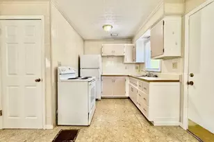 1213 Canfield Ave, Dayton, OH 45406 - Photo 16