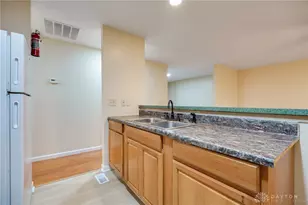 3586 Ln Garden Ct, Dayton, OH 45404 - Photo 16