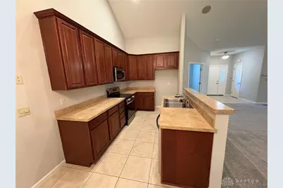 4563 Presidential Way, Dayton, OH 45429 - Photo 6