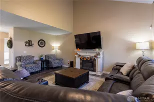 5165 Summerset Dr, Tipp City, OH 45371 - Photo 14