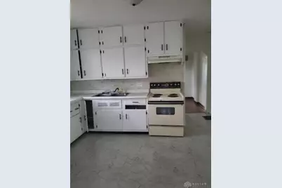 211 Horn Street, Lewisburg, OH 45338 - Photo 10