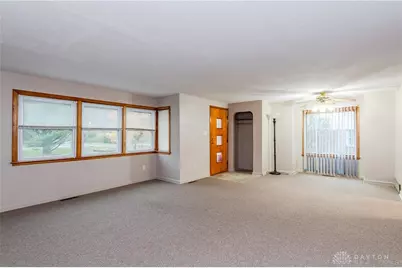 7811 Peters Pike, Butler Twp, OH 45414 - Photo 12