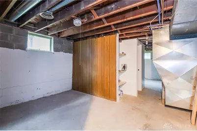 7811 Peters Pike, Butler Twp, OH 45414 - Photo 40