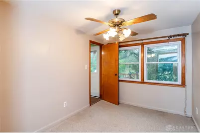 7811 Peters Pike, Butler Twp, OH 45414 - Photo 18