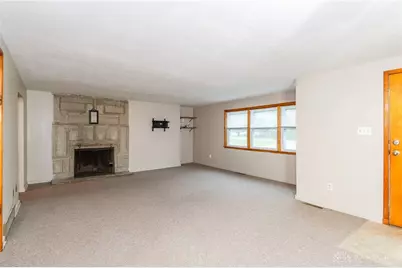 7811 Peters Pike, Butler Twp, OH 45414 - Photo 10