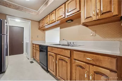 4850 Foxdale Drive, Kettering, OH 45429 - Photo 12