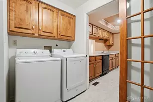 4850 Foxdale Dr, Kettering, OH 45429 - Photo 32