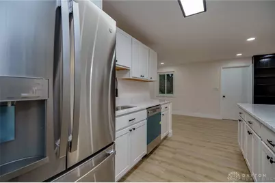 7602 Pelbrook Farm Drive, Dayton, OH 45459 - Photo 28