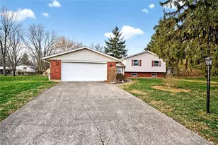 7602 Pelbrook Farm Dr, Dayton, OH 45459 - Photo 1