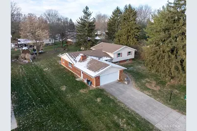 7602 Pelbrook Farm Drive, Dayton, OH 45459 - Photo 4