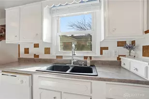 1923 Centerbrook Ct, Springfield Township, OH 45240 - Photo 20