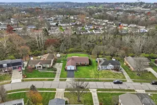 1923 Centerbrook Ct, Springfield Township, OH 45240 - Photo 62