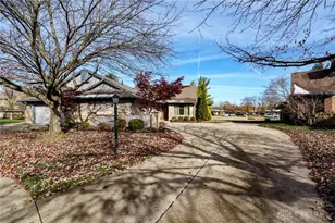 4484 Sentry Hill Ct, Kettering, OH 45440 - Photo 38