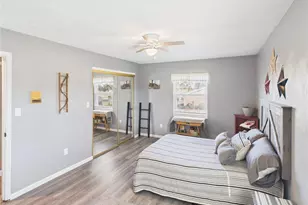 5826 Cedarwood Dr, Lewisburg, OH 45338 - Photo 6