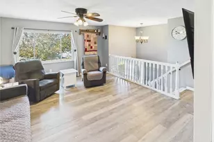 5826 Cedarwood Dr, Lewisburg, OH 45338 - Photo 2