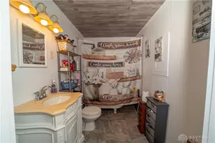 412 E Madison Ave, Springfield, OH 45503 - Photo 8