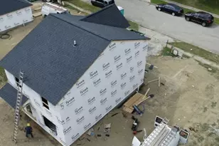 1023 Bunche Dr, Dayton, OH 45417 - Photo 8